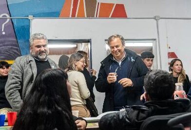 PROVINCIA Y MUNICIPIO PRESENTARON NUEVO EQUIPAMIENTO PARA LOS JÓVENES DEL PROGRAMA “ENVIÓN”