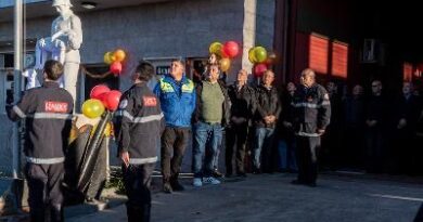CASCALLARES ACOMPAÑÓ A LOS BOMBEROS DE BROWN EN SU DÍA Y AGRADECIÓ SU LABOR Y COMPROMISO COTIDIANO