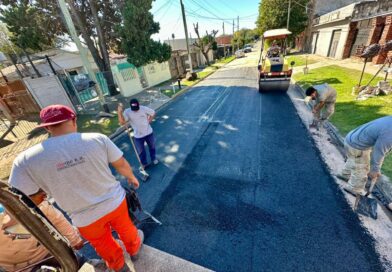 EL MUNICIPIO AVANZA CON PAVIMENTOS, BACHEOS Y MEJORADOS EN LOS BARRIOS Y LAS LOCALIDADES DE ALTE BROWN